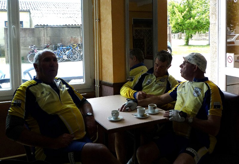 2011-05-21 24 Cafe.JPG